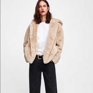Zara beige fur short jacket with hoody